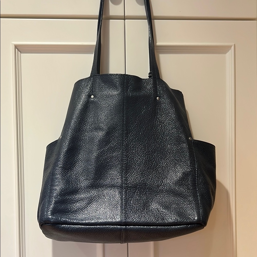 Elegant Navy Blue Leather Tote Bag